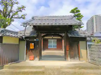 宝田寺の山門・神門
