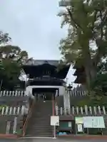 布施弁天 東海寺の山門・神門