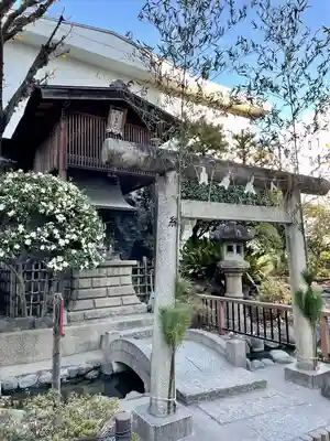 八幡神社(大洲藩加藤家上屋敷跡)(東京都)