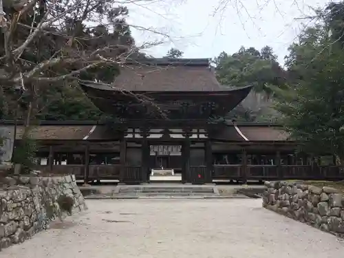 油日神社の山門