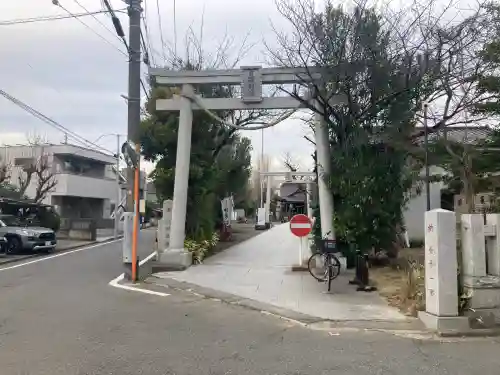 矢向日枝神社の{uncategorized: "未分類", other: "その他", undefined: "問題あり", building: "その他建物", grave: "お墓", sacred_gate: "鳥居", guardian: "狛犬", statue: "像", buddha: "仏像", history: "歴史", nature: "自然", garden: "庭園", animal: "動物", pagoda: "塔", temizu: "手水舎", mountain_gate: "山門・神門", sanctuary: "本殿・本堂", subordinate: "末社・摂社", art: "芸術", scenery: "景色", jizo: "地蔵", ema: "絵馬", goshuin: "御朱印", omikuji: "おみくじ", items: "授与品その他", amulet: "お守り", goshuincho: "御朱印帳", eats: "食事", festival: "お祭り", votive_dance: "神楽", shichigosan: "七五三参", wedding: "結婚式", experience: "体験その他", initially: "初詣", around: "周辺", anti_infection: "感染症対策"}