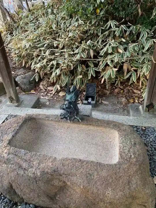 八ツ屋神明社の手水舎