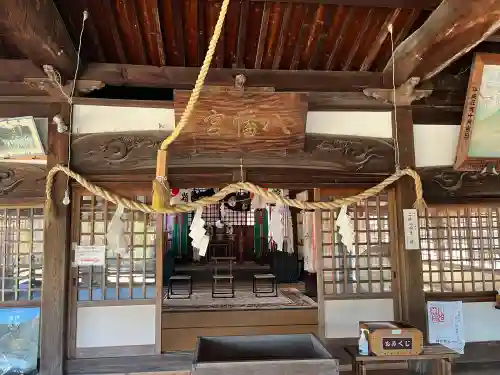坂八幡神社の{uncategorized: "未分類", other: "その他", undefined: "問題あり", building: "その他建物", grave: "お墓", sacred_gate: "鳥居", guardian: "狛犬", statue: "像", buddha: "仏像", history: "歴史", nature: "自然", garden: "庭園", animal: "動物", pagoda: "塔", temizu: "手水舎", mountain_gate: "山門・神門", sanctuary: "本殿・本堂", subordinate: "末社・摂社", art: "芸術", scenery: "景色", jizo: "地蔵", ema: "絵馬", goshuin: "御朱印", omikuji: "おみくじ", items: "授与品その他", amulet: "お守り", goshuincho: "御朱印帳", eats: "食事", festival: "お祭り", votive_dance: "神楽", shichigosan: "七五三参", wedding: "結婚式", experience: "体験その他", initially: "初詣", around: "周辺", anti_infection: "感染症対策"}