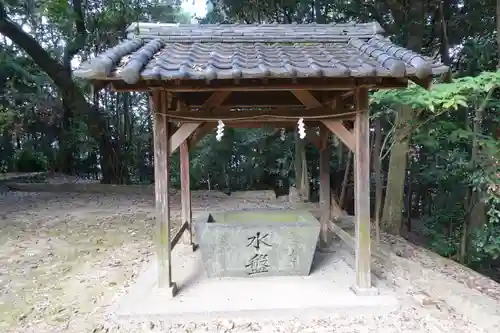 耳成山口神社の手水舎