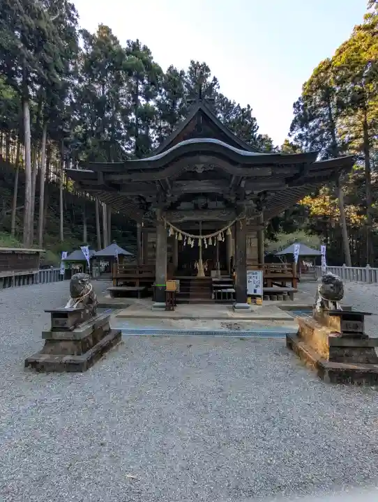 龍口神社の{uncategorized: "未分類", other: "その他", undefined: "問題あり", building: "その他建物", grave: "お墓", sacred_gate: "鳥居", guardian: "狛犬", statue: "像", buddha: "仏像", history: "歴史", nature: "自然", garden: "庭園", animal: "動物", pagoda: "塔", temizu: "手水舎", mountain_gate: "山門・神門", sanctuary: "本殿・本堂", subordinate: "末社・摂社", art: "芸術", scenery: "景色", jizo: "地蔵", ema: "絵馬", goshuin: "御朱印", omikuji: "おみくじ", items: "授与品その他", amulet: "お守り", goshuincho: "御朱印帳", eats: "食事", festival: "お祭り", votive_dance: "神楽", shichigosan: "七五三参", wedding: "結婚式", experience: "体験その他", initially: "初詣", around: "周辺", anti_infection: "感染症対策"}