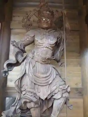 丹生大師 神宮寺の像