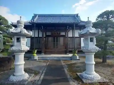 南方寺の本殿