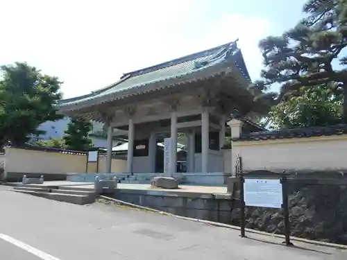 称名寺の山門