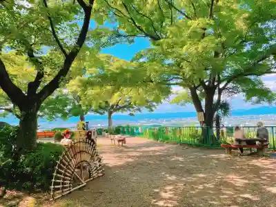 石清水八幡宮の{uncategorized: "未分類", other: "その他", undefined: "問題あり", building: "その他建物", grave: "お墓", sacred_gate: "鳥居", guardian: "狛犬", statue: "像", buddha: "仏像", history: "歴史", nature: "自然", garden: "庭園", animal: "動物", pagoda: "塔", temizu: "手水舎", mountain_gate: "山門・神門", sanctuary: "本殿・本堂", subordinate: "末社・摂社", art: "芸術", scenery: "景色", jizo: "地蔵", ema: "絵馬", goshuin: "御朱印", omikuji: "おみくじ", items: "授与品その他", amulet: "お守り", goshuincho: "御朱印帳", eats: "食事", festival: "お祭り", votive_dance: "神楽", shichigosan: "七五三参", wedding: "結婚式", experience: "体験その他", initially: "初詣", around: "周辺", anti_infection: "感染症対策"}