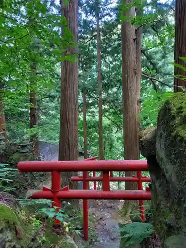 瀞川稲荷のその他建物