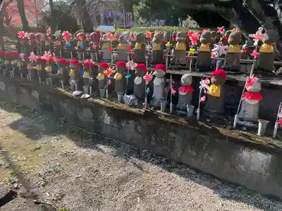 西向聖観世音菩薩の地蔵