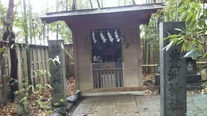 道野辺八幡宮の本殿・本堂