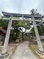 揖夜神社の{uncategorized: "未分類", other: "その他", undefined: "問題あり", building: "その他建物", grave: "お墓", sacred_gate: "鳥居", guardian: "狛犬", statue: "像", buddha: "仏像", history: "歴史", nature: "自然", garden: "庭園", animal: "動物", pagoda: "塔", temizu: "手水舎", mountain_gate: "山門・神門", sanctuary: "本殿・本堂", subordinate: "末社・摂社", art: "芸術", scenery: "景色", jizo: "地蔵", ema: "絵馬", goshuin: "御朱印", omikuji: "おみくじ", items: "授与品その他", amulet: "お守り", goshuincho: "御朱印帳", eats: "食事", festival: "お祭り", votive_dance: "神楽", shichigosan: "七五三参", wedding: "結婚式", experience: "体験その他", initially: "初詣", around: "周辺", anti_infection: "感染症対策"}