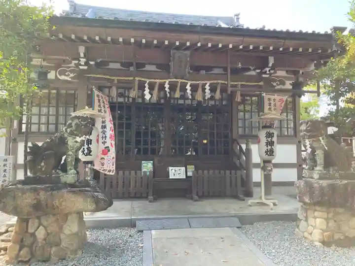 熊野神社の本殿・本堂