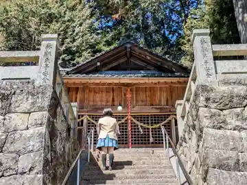 牛牧神社の本殿・本堂