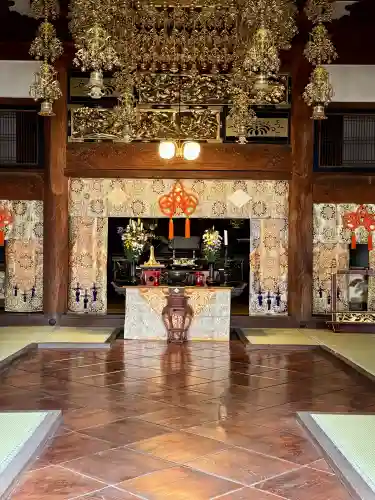 恵林寺の{uncategorized: "未分類", other: "その他", undefined: "問題あり", building: "その他建物", grave: "お墓", sacred_gate: "鳥居", guardian: "狛犬", statue: "像", buddha: "仏像", history: "歴史", nature: "自然", garden: "庭園", animal: "動物", pagoda: "塔", temizu: "手水舎", mountain_gate: "山門・神門", sanctuary: "本殿・本堂", subordinate: "末社・摂社", art: "芸術", scenery: "景色", jizo: "地蔵", ema: "絵馬", goshuin: "御朱印", omikuji: "おみくじ", items: "授与品その他", amulet: "お守り", goshuincho: "御朱印帳", eats: "食事", festival: "お祭り", votive_dance: "神楽", shichigosan: "七五三参", wedding: "結婚式", experience: "体験その他", initially: "初詣", around: "周辺", anti_infection: "感染症対策"}