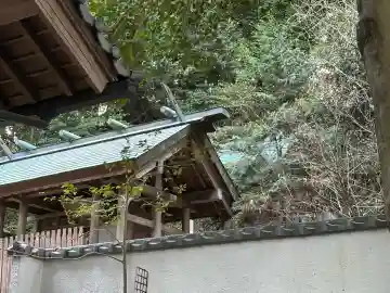 平群神社の本殿・本堂
