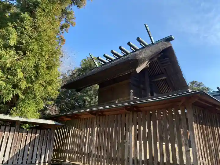鎌数伊勢大神宮の{uncategorized: "未分類", other: "その他", undefined: "問題あり", building: "その他建物", grave: "お墓", sacred_gate: "鳥居", guardian: "狛犬", statue: "像", buddha: "仏像", history: "歴史", nature: "自然", garden: "庭園", animal: "動物", pagoda: "塔", temizu: "手水舎", mountain_gate: "山門・神門", sanctuary: "本殿・本堂", subordinate: "末社・摂社", art: "芸術", scenery: "景色", jizo: "地蔵", ema: "絵馬", goshuin: "御朱印", omikuji: "おみくじ", items: "授与品その他", amulet: "お守り", goshuincho: "御朱印帳", eats: "食事", festival: "お祭り", votive_dance: "神楽", shichigosan: "七五三参", wedding: "結婚式", experience: "体験その他", initially: "初詣", around: "周辺", anti_infection: "感染症対策"}