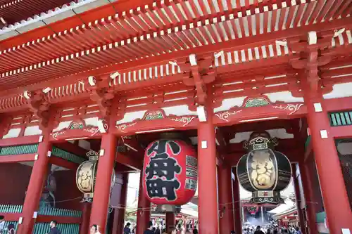 浅草寺の山門