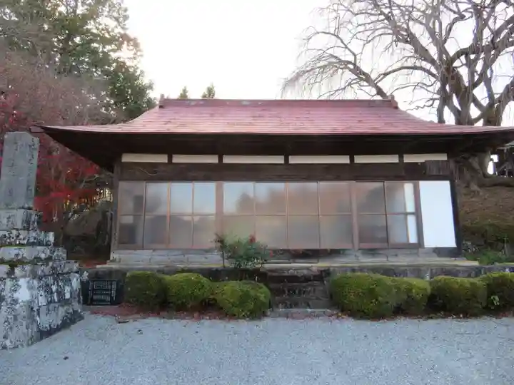 見法寺の本殿・本堂