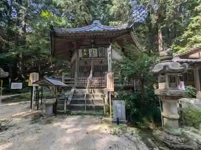 尾高山 観音堂(三重県)