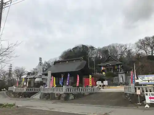 埼玉厄除け開運大師・龍泉寺（切り絵御朱印発祥の寺）のその他建物