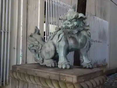 花園神社の狛犬