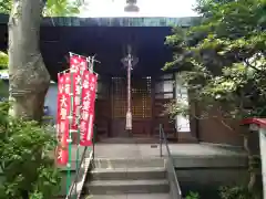 弘明寺の本殿