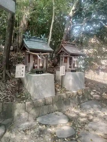 熊野神社の{uncategorized: "未分類", other: "その他", undefined: "問題あり", building: "その他建物", grave: "お墓", sacred_gate: "鳥居", guardian: "狛犬", statue: "像", buddha: "仏像", history: "歴史", nature: "自然", garden: "庭園", animal: "動物", pagoda: "塔", temizu: "手水舎", mountain_gate: "山門・神門", sanctuary: "本殿・本堂", subordinate: "末社・摂社", art: "芸術", scenery: "景色", jizo: "地蔵", ema: "絵馬", goshuin: "御朱印", omikuji: "おみくじ", items: "授与品その他", amulet: "お守り", goshuincho: "御朱印帳", eats: "食事", festival: "お祭り", votive_dance: "神楽", shichigosan: "七五三参", wedding: "結婚式", experience: "体験その他", initially: "初詣", around: "周辺", anti_infection: "感染症対策"}