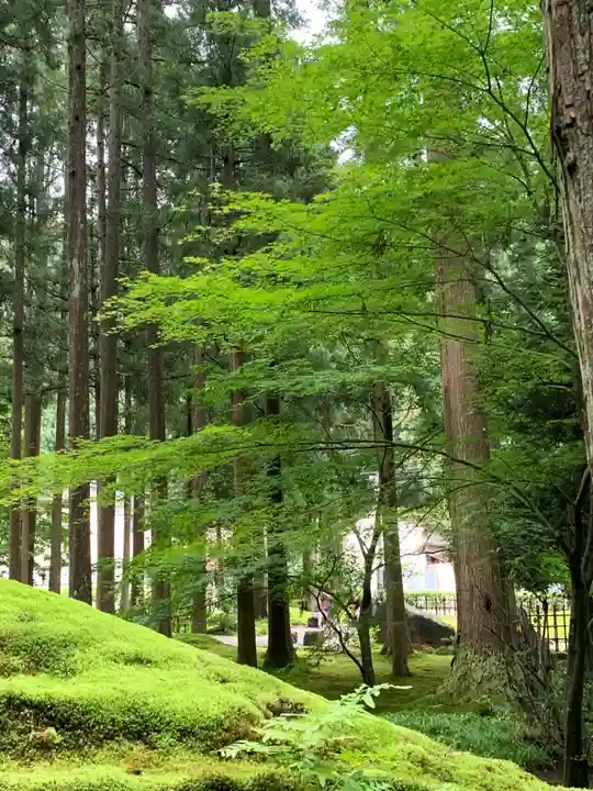 日用神社の周辺