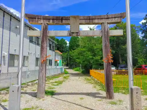 諏訪社（中志段味）の鳥居