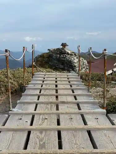 劔山本宮宝蔵石神社(徳島県)