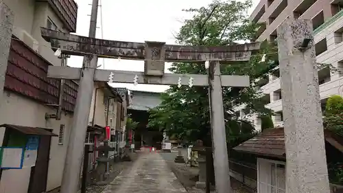 穴切大神社の鳥居
