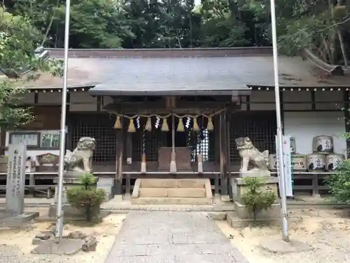 賣布神社の本殿・本堂