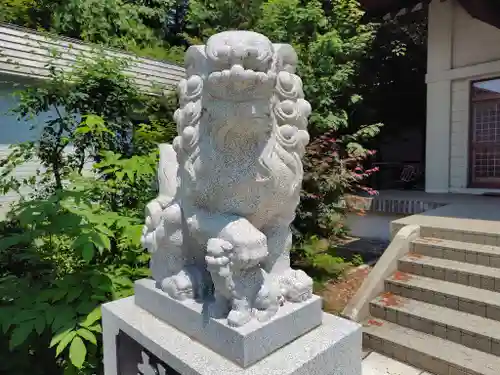 南豪神社の狛犬