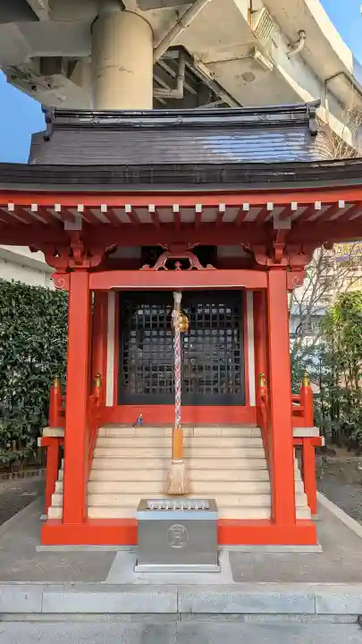 兜神社の{uncategorized: "未分類", other: "その他", undefined: "問題あり", building: "その他建物", grave: "お墓", sacred_gate: "鳥居", guardian: "狛犬", statue: "像", buddha: "仏像", history: "歴史", nature: "自然", garden: "庭園", animal: "動物", pagoda: "塔", temizu: "手水舎", mountain_gate: "山門・神門", sanctuary: "本殿・本堂", subordinate: "末社・摂社", art: "芸術", scenery: "景色", jizo: "地蔵", ema: "絵馬", goshuin: "御朱印", omikuji: "おみくじ", items: "授与品その他", amulet: "お守り", goshuincho: "御朱印帳", eats: "食事", festival: "お祭り", votive_dance: "神楽", shichigosan: "七五三参", wedding: "結婚式", experience: "体験その他", initially: "初詣", around: "周辺", anti_infection: "感染症対策"}