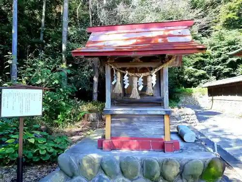 三熊野神社の末社