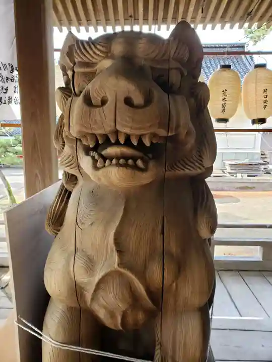 放生津八幡宮の狛犬