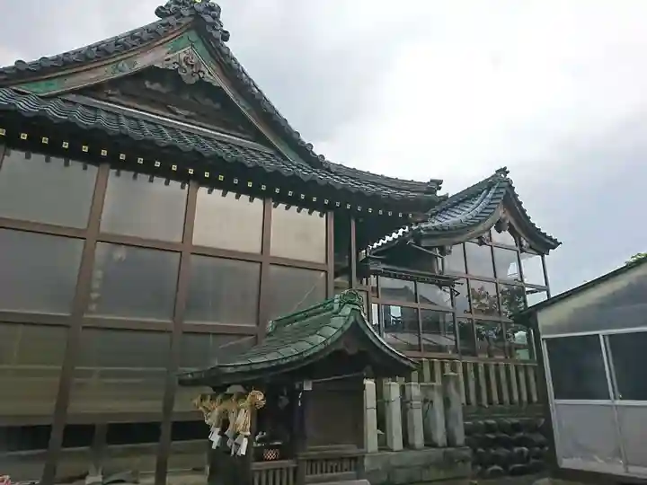 黒龍神社の本殿・本堂