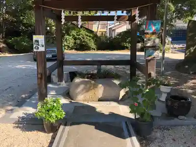 神館神社の手水舎