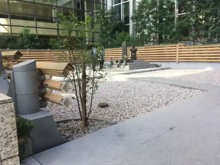 豊川稲荷東京別院の周辺