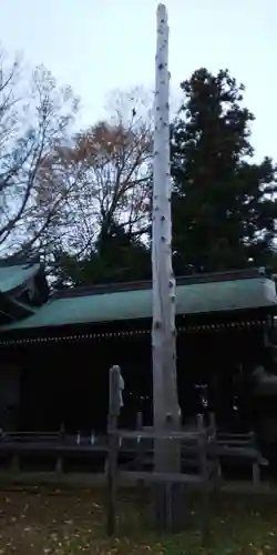 諏訪護国神社の建物その他