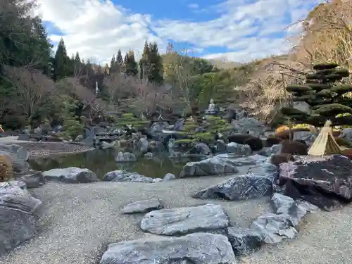 當麻寺奥院(奈良県)