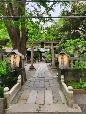 小野照崎神社の{uncategorized: "未分類", other: "その他", undefined: "問題あり", building: "その他建物", grave: "お墓", sacred_gate: "鳥居", guardian: "狛犬", statue: "像", buddha: "仏像", history: "歴史", nature: "自然", garden: "庭園", animal: "動物", pagoda: "塔", temizu: "手水舎", mountain_gate: "山門・神門", sanctuary: "本殿・本堂", subordinate: "末社・摂社", art: "芸術", scenery: "景色", jizo: "地蔵", ema: "絵馬", goshuin: "御朱印", omikuji: "おみくじ", items: "授与品その他", amulet: "お守り", goshuincho: "御朱印帳", eats: "食事", festival: "お祭り", votive_dance: "神楽", shichigosan: "七五三参", wedding: "結婚式", experience: "体験その他", initially: "初詣", around: "周辺", anti_infection: "感染症対策"}