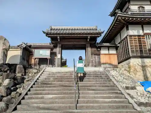 了円寺の山門・神門