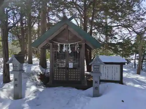 信濃神社の末社・摂社