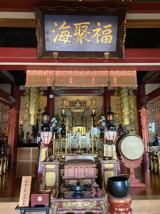 放生寺の本殿・本堂