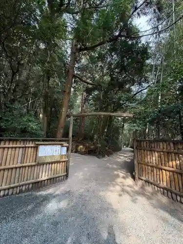 八重垣神社の{uncategorized: "未分類", other: "その他", undefined: "問題あり", building: "その他建物", grave: "お墓", sacred_gate: "鳥居", guardian: "狛犬", statue: "像", buddha: "仏像", history: "歴史", nature: "自然", garden: "庭園", animal: "動物", pagoda: "塔", temizu: "手水舎", mountain_gate: "山門・神門", sanctuary: "本殿・本堂", subordinate: "末社・摂社", art: "芸術", scenery: "景色", jizo: "地蔵", ema: "絵馬", goshuin: "御朱印", omikuji: "おみくじ", items: "授与品その他", amulet: "お守り", goshuincho: "御朱印帳", eats: "食事", festival: "お祭り", votive_dance: "神楽", shichigosan: "七五三参", wedding: "結婚式", experience: "体験その他", initially: "初詣", around: "周辺", anti_infection: "感染症対策"}