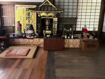 長圓寺の{uncategorized: "未分類", other: "その他", undefined: "問題あり", building: "その他建物", grave: "お墓", sacred_gate: "鳥居", guardian: "狛犬", statue: "像", buddha: "仏像", history: "歴史", nature: "自然", garden: "庭園", animal: "動物", pagoda: "塔", temizu: "手水舎", mountain_gate: "山門・神門", sanctuary: "本殿・本堂", subordinate: "末社・摂社", art: "芸術", scenery: "景色", jizo: "地蔵", ema: "絵馬", goshuin: "御朱印", omikuji: "おみくじ", items: "授与品その他", amulet: "お守り", goshuincho: "御朱印帳", eats: "食事", festival: "お祭り", votive_dance: "神楽", shichigosan: "七五三参", wedding: "結婚式", experience: "体験その他", initially: "初詣", around: "周辺", anti_infection: "感染症対策"}