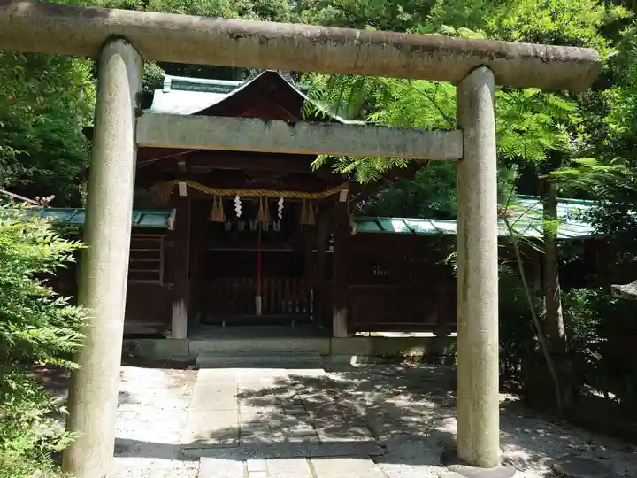 岡崎神社の鳥居
